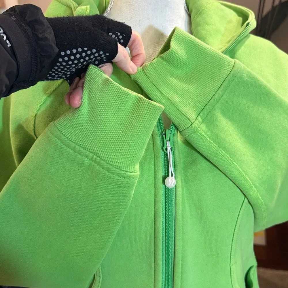 LULULEMON SCUBA HOODIE OLD SCHOOL ERA THICK FLEECE COZY & COLORFUL SIZE 8 - Picture 5 of 12